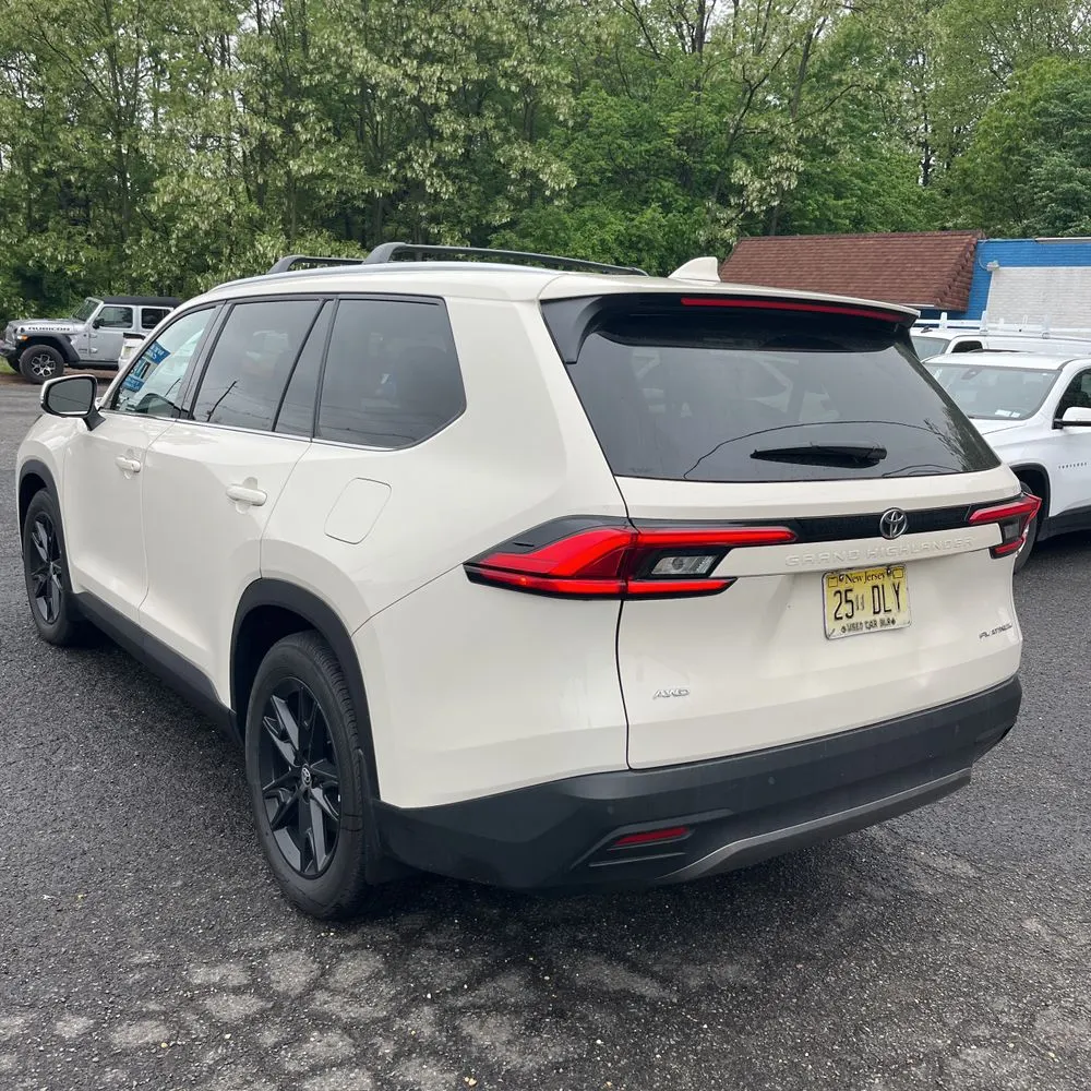 2024 Toyota Grand Highlander Platinum