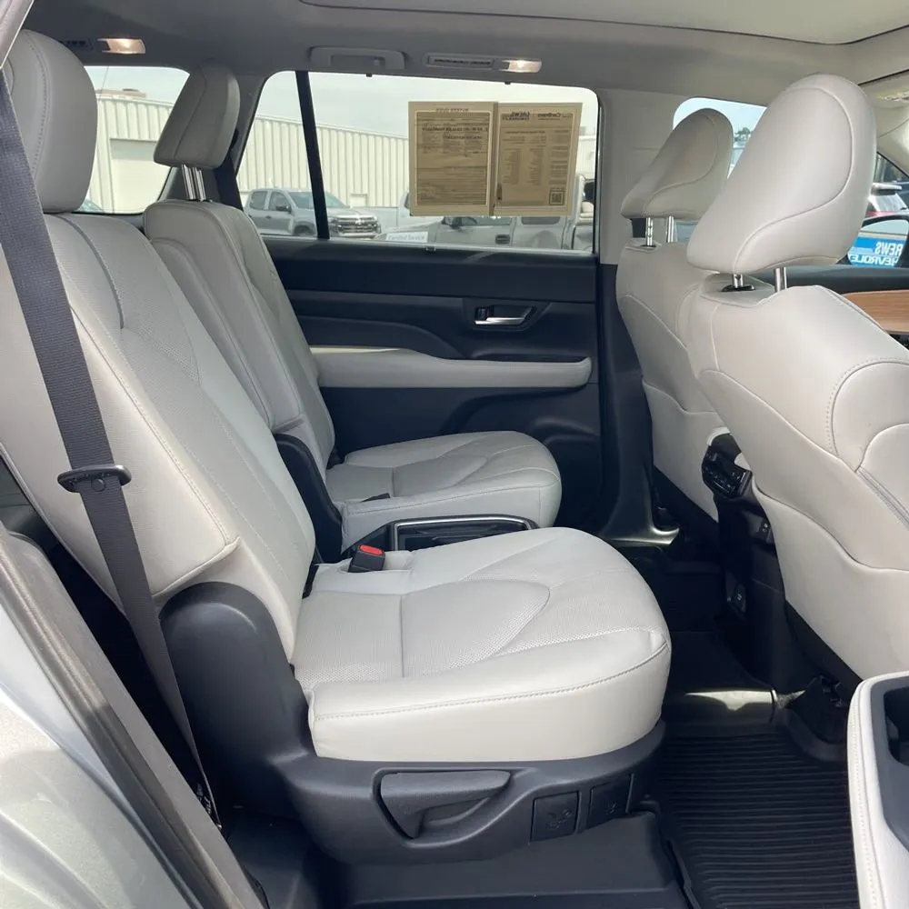 2024 Toyota Grand Highlander Platinum