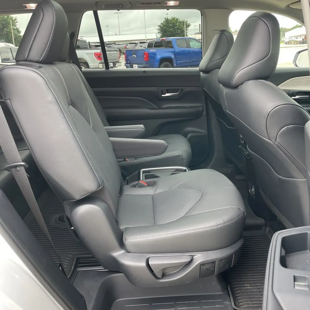 2025 Toyota Grand Highlander Platinum
