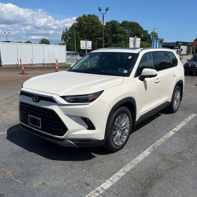 2024 Toyota Grand Highlander Platinum