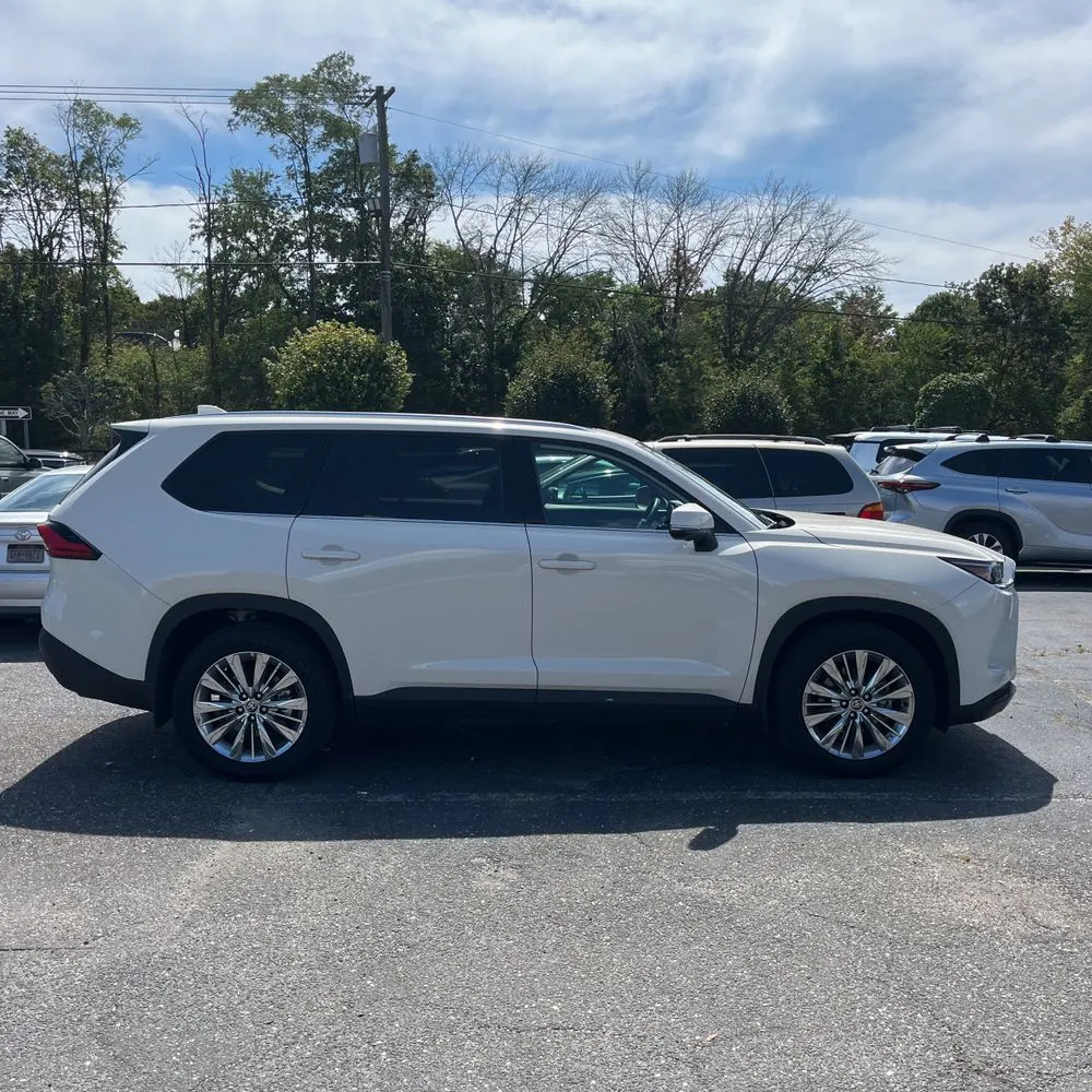 2024 Toyota Grand Highlander Platinum