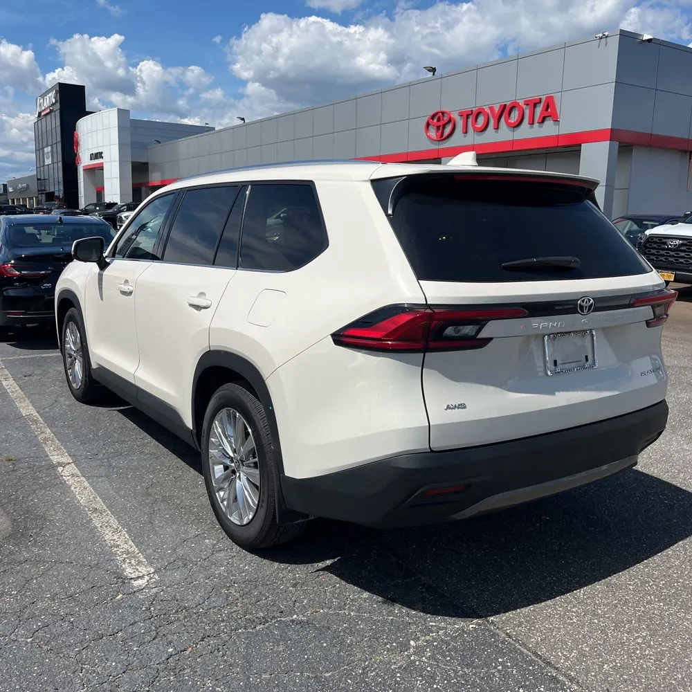 2024 Toyota Grand Highlander Platinum