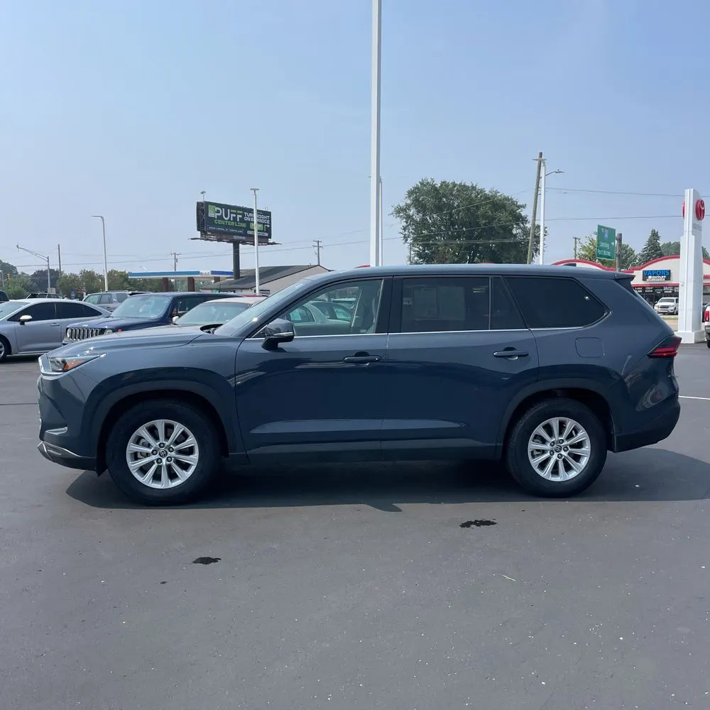 2025 Toyota Grand Highlander XLE