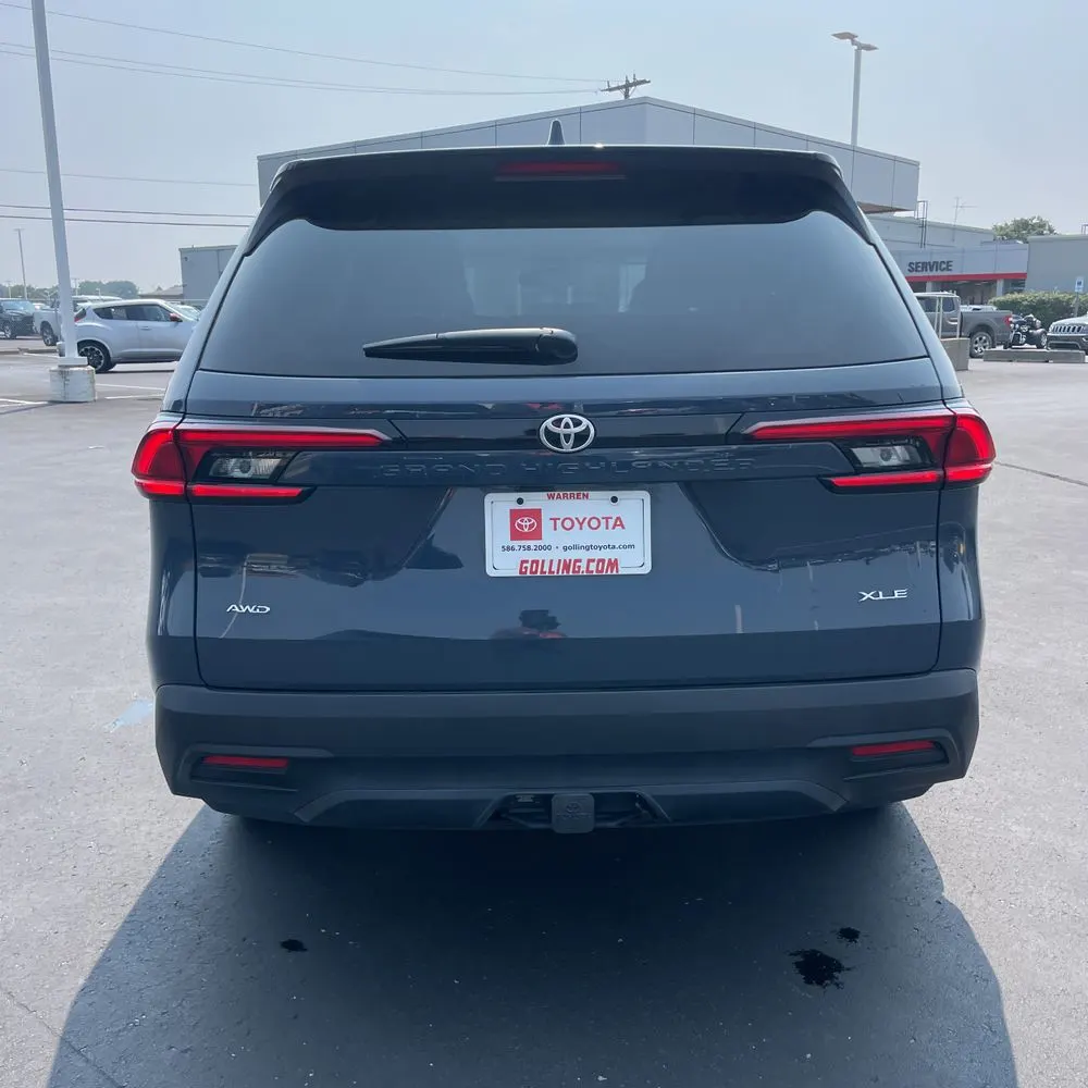2025 Toyota Grand Highlander XLE