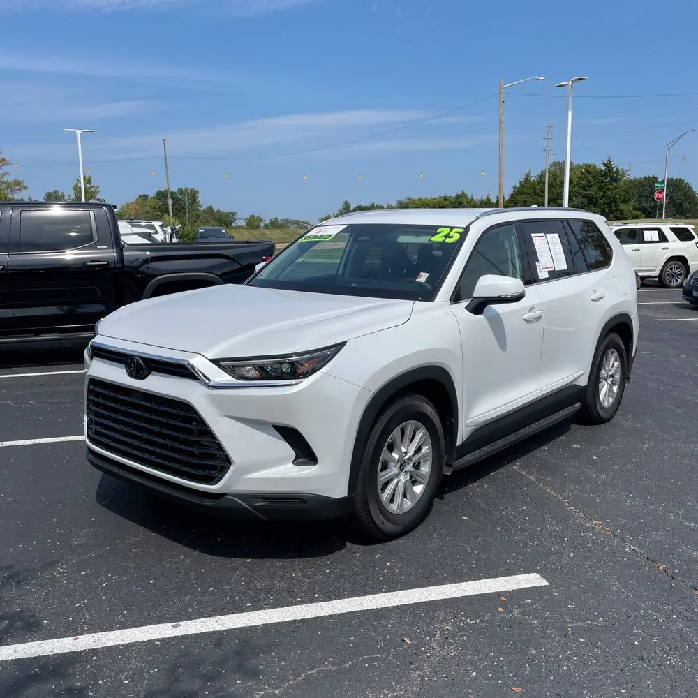 2025 Toyota Grand Highlander Hybrid XLE