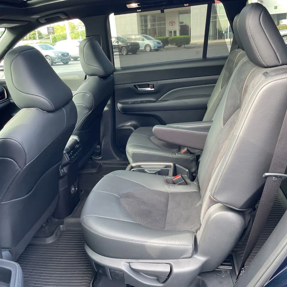 2024 Toyota Grand Highlander Hybrid MAX Platinum