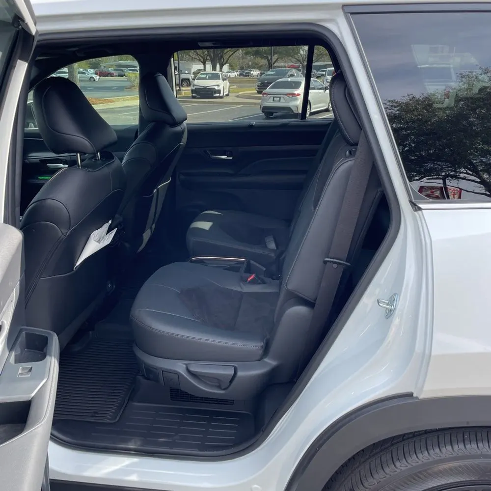 2024 Toyota Grand Highlander Hybrid MAX Platinum
