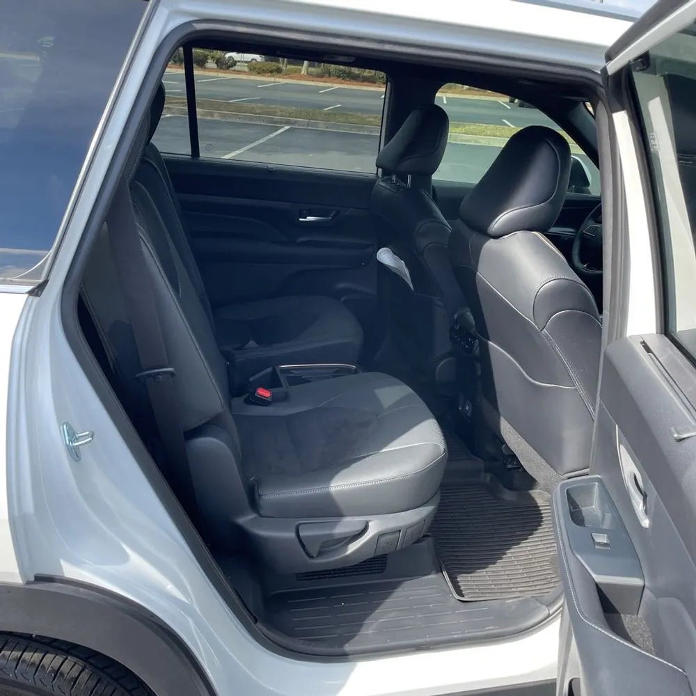 2024 Toyota Grand Highlander Hybrid MAX Platinum