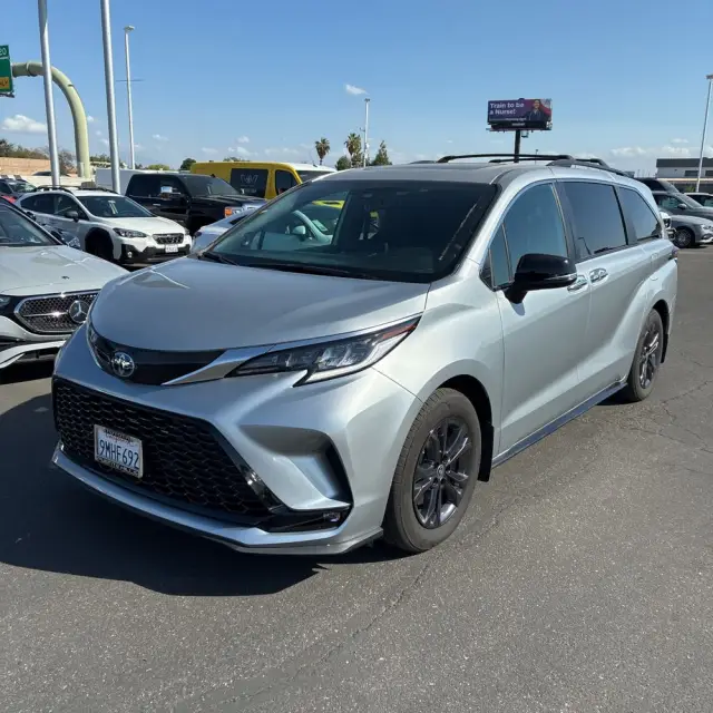 2024 Toyota Sienna XSE 7-Passenger