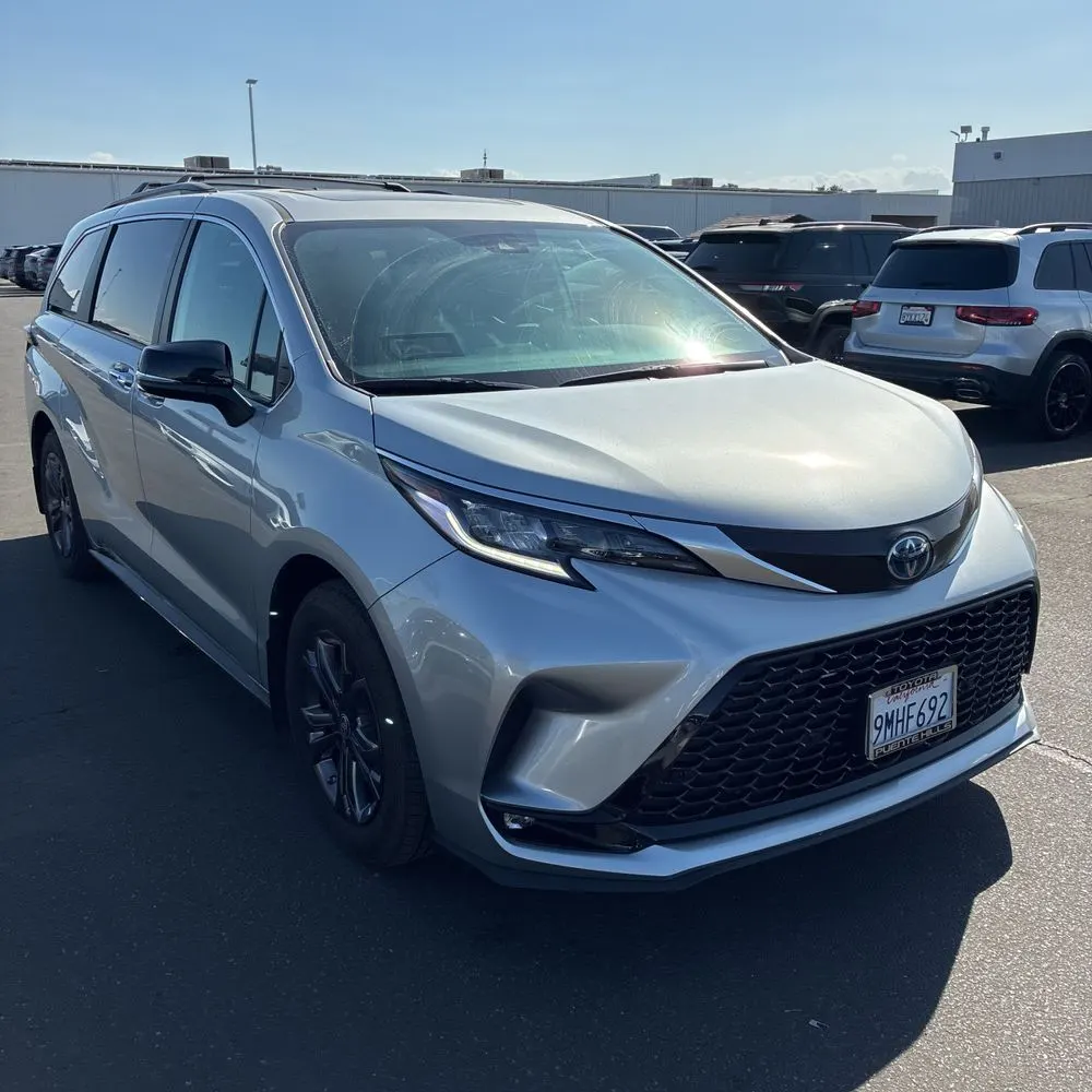 2024 Toyota Sienna XSE 7-Passenger