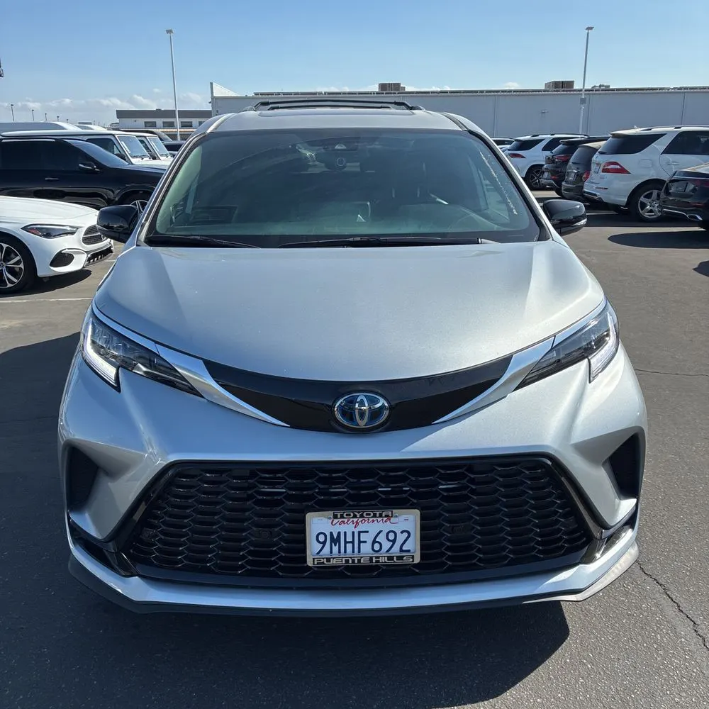 2024 Toyota Sienna XSE 7-Passenger