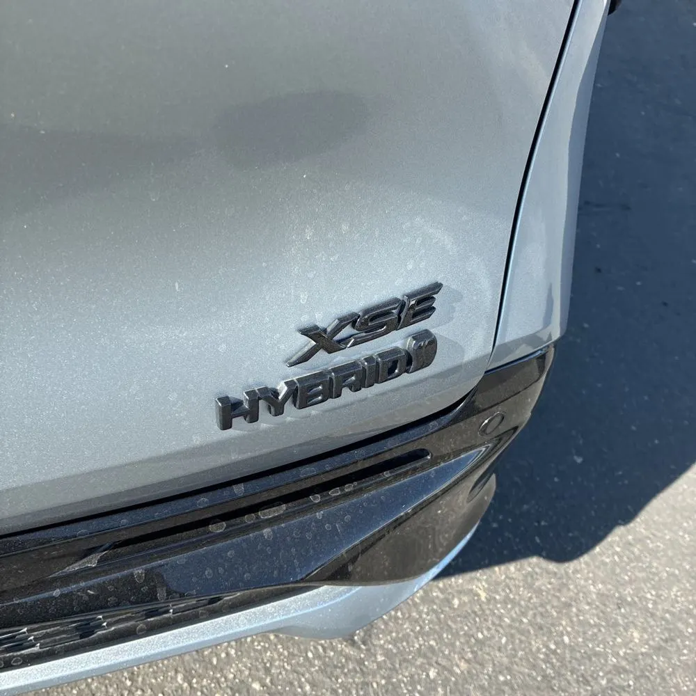 2024 Toyota Sienna XSE 7-Passenger