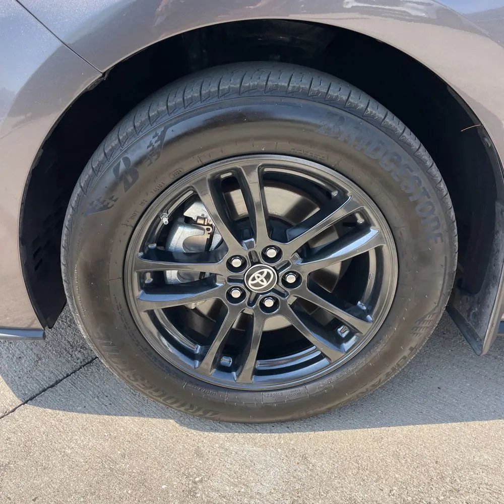 2024 Toyota Sienna Platinum 7-Passenger