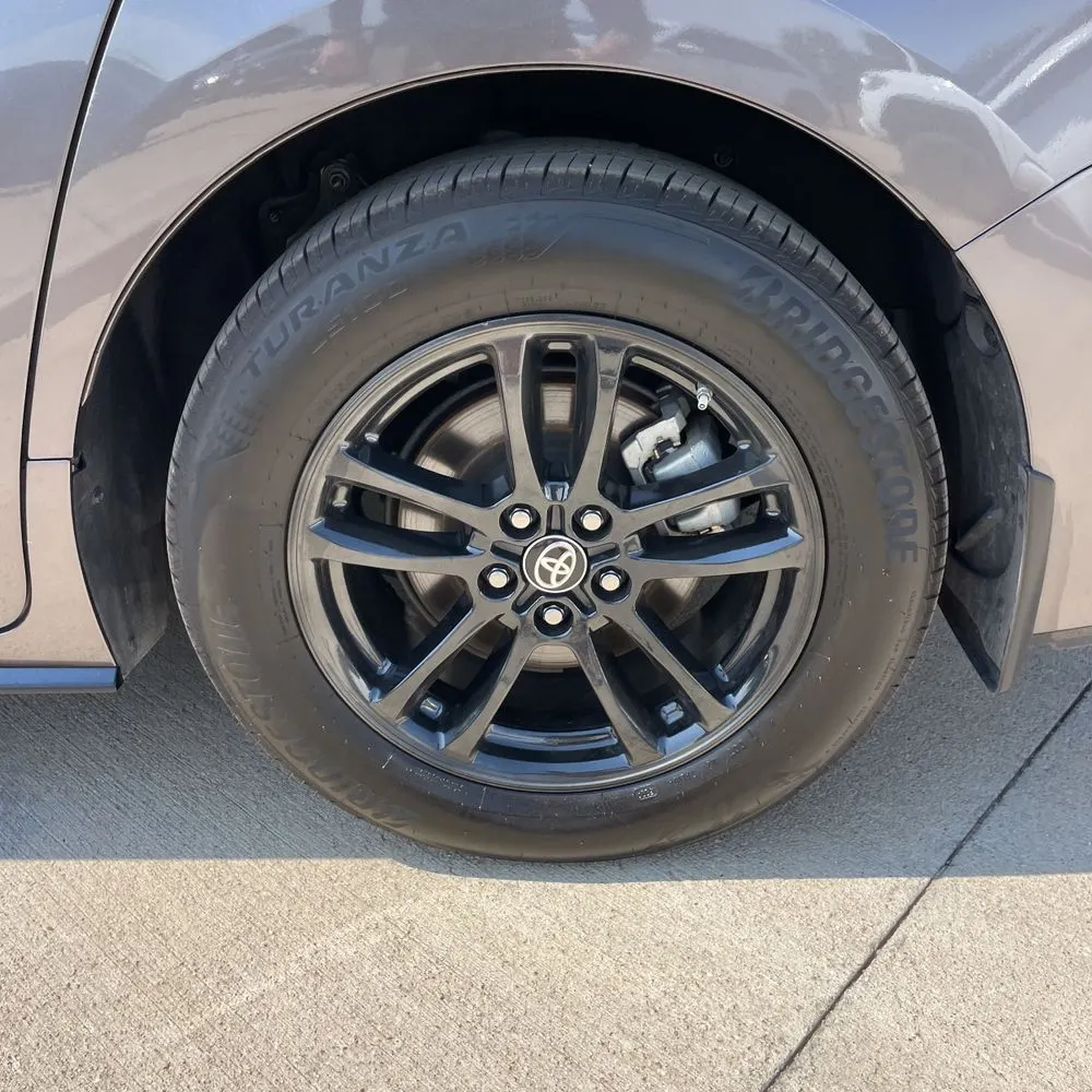 2024 Toyota Sienna Platinum 7-Passenger