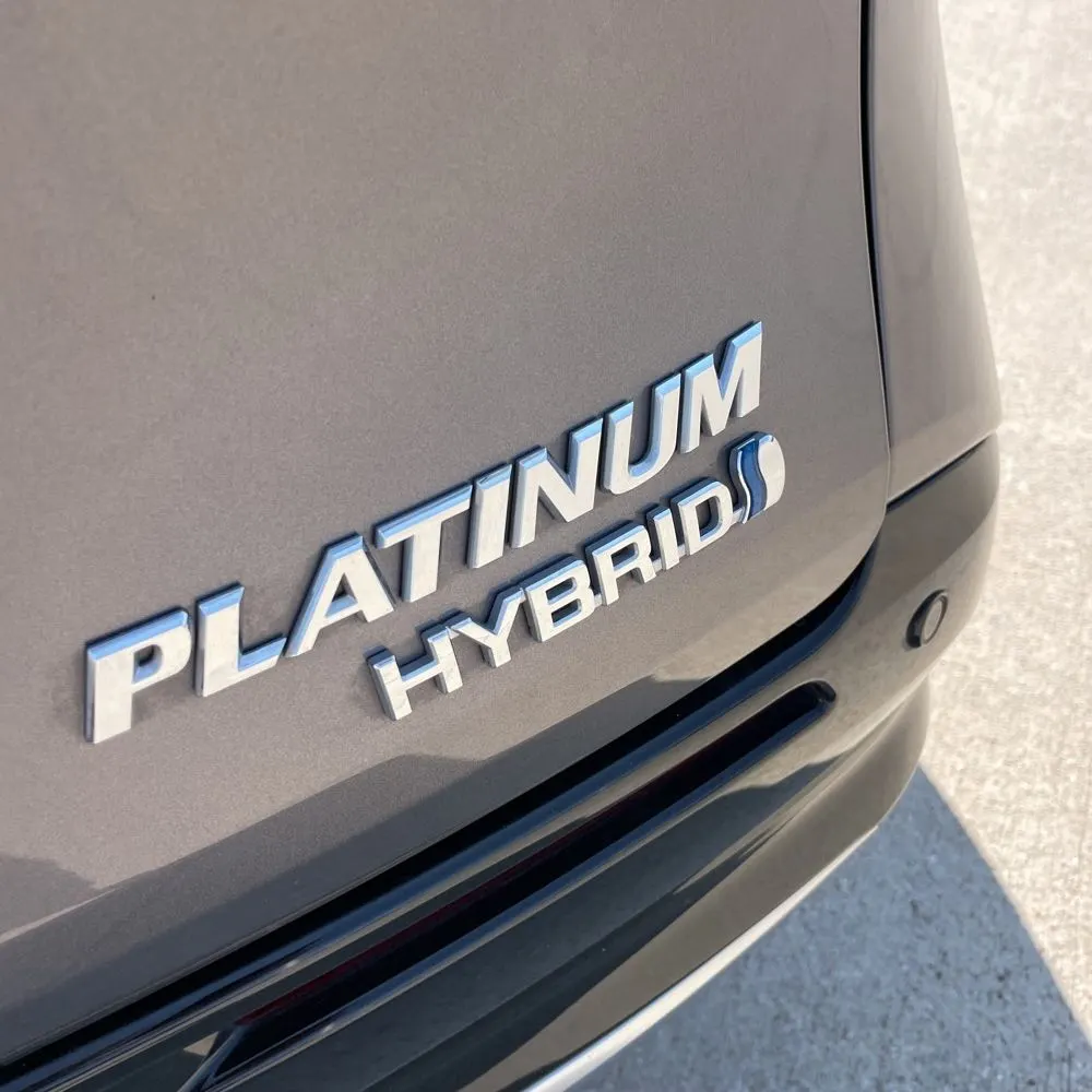 2024 Toyota Sienna Platinum 7-Passenger