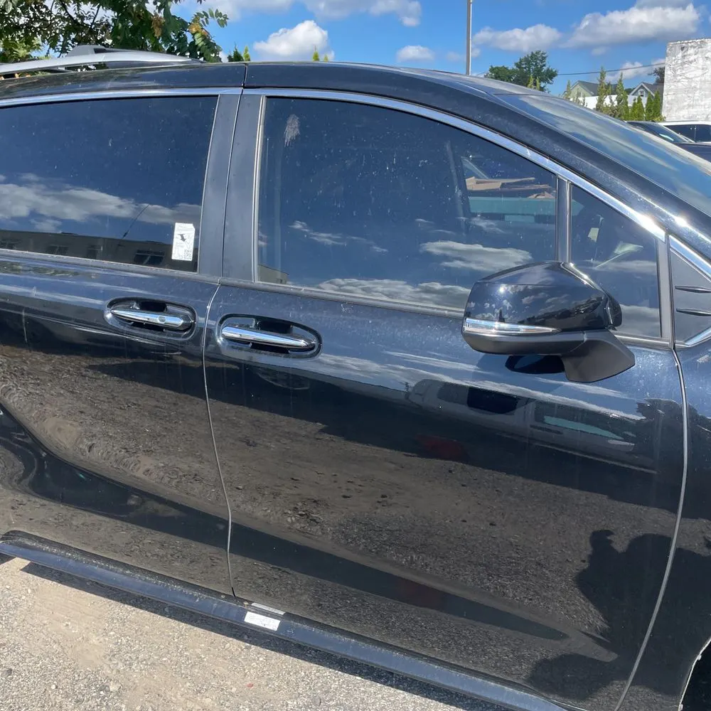 2023 Toyota Sienna Platinum 7-Passenger