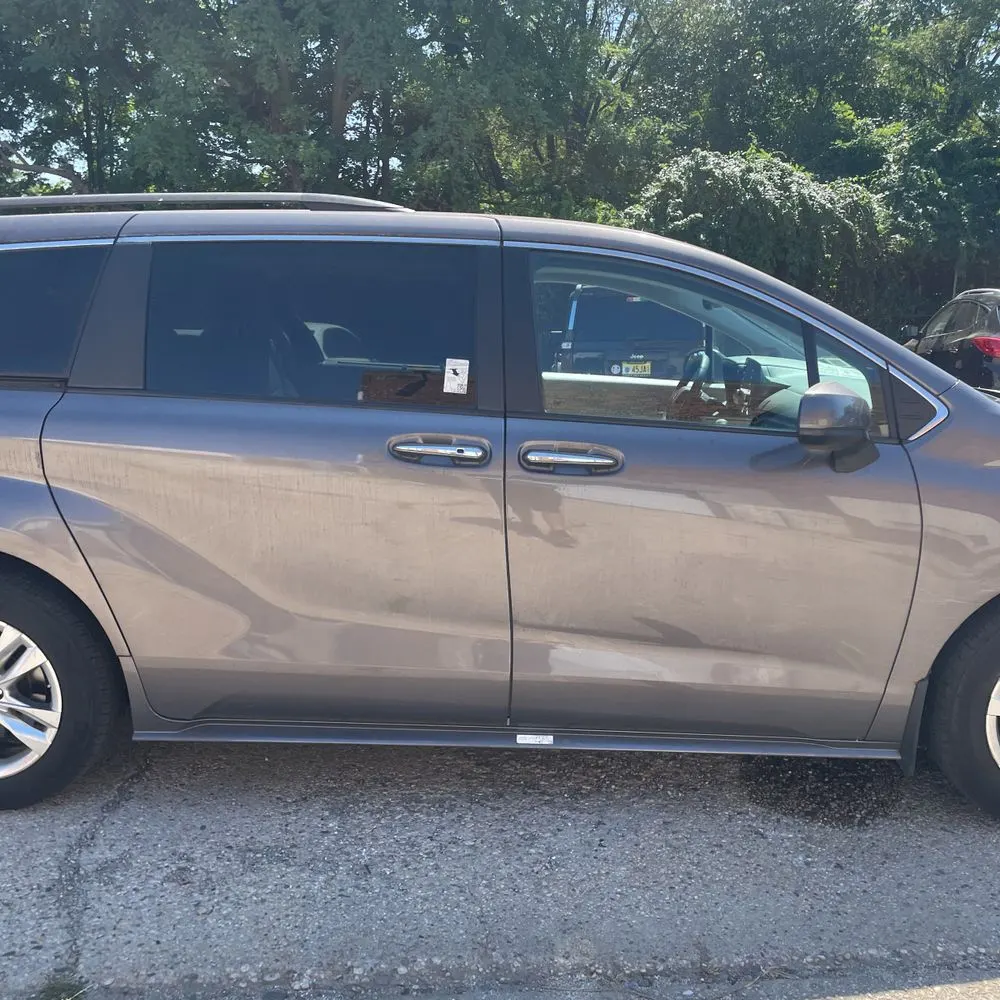 2024 Toyota Sienna XLE 7-Passenger