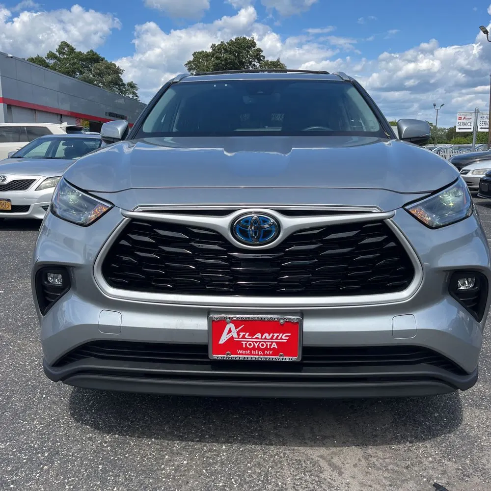 2024 Toyota Highlander Hybrid XLE
