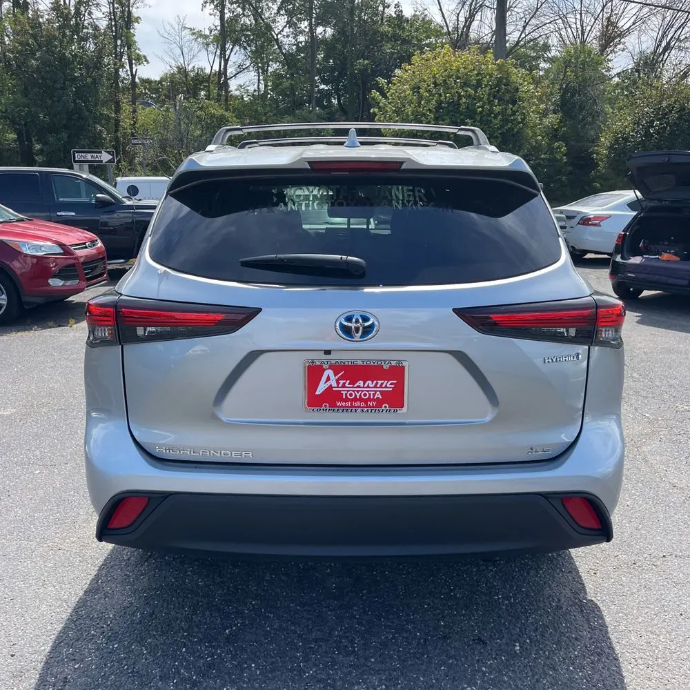 2024 Toyota Highlander Hybrid XLE
