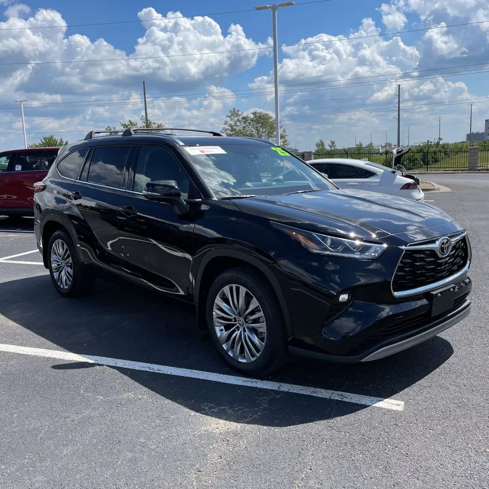 2025 Toyota Highlander Platinum