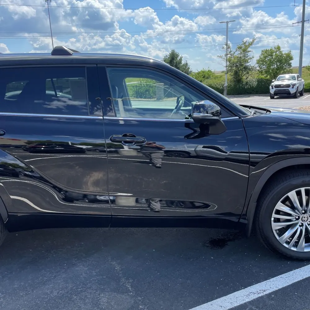 2025 Toyota Highlander Platinum