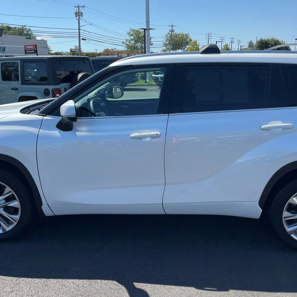 2025 Toyota Highlander Limited