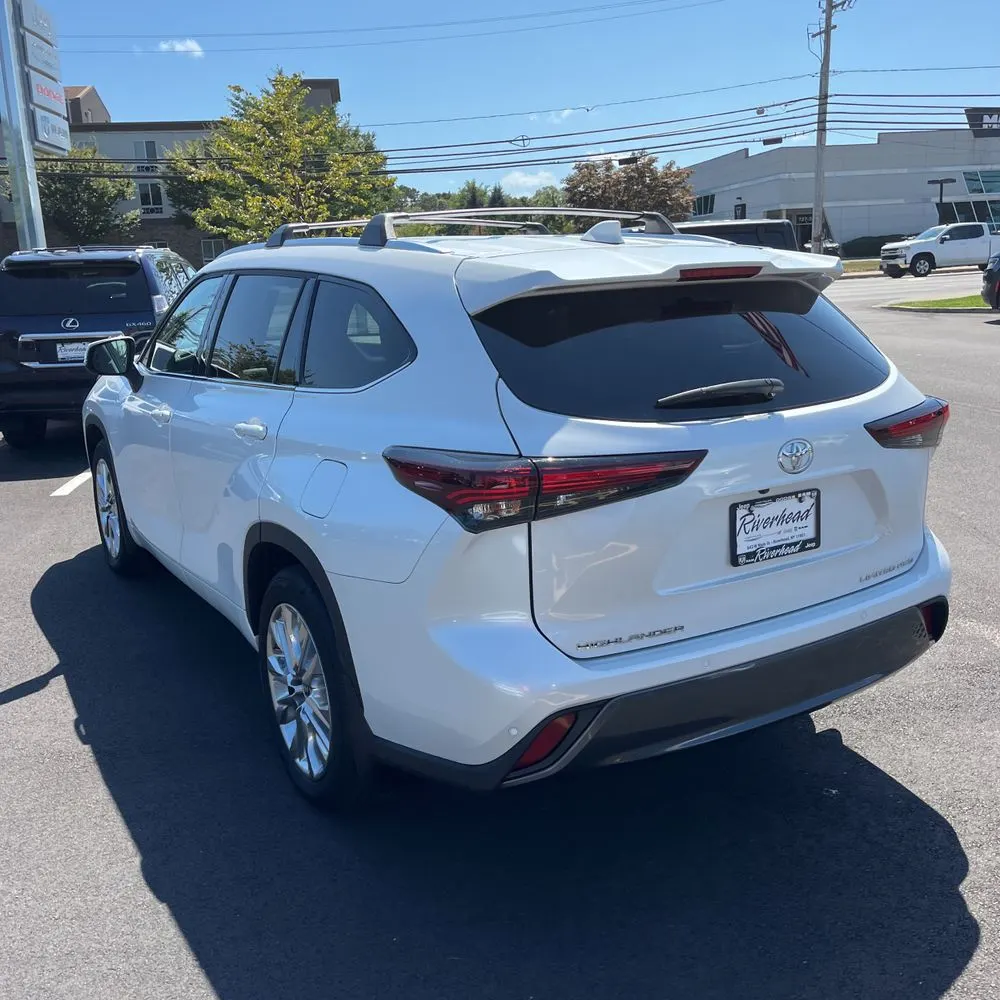 2025 Toyota Highlander Limited