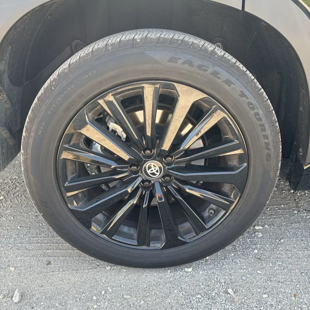 2025 Toyota Highlander XSE