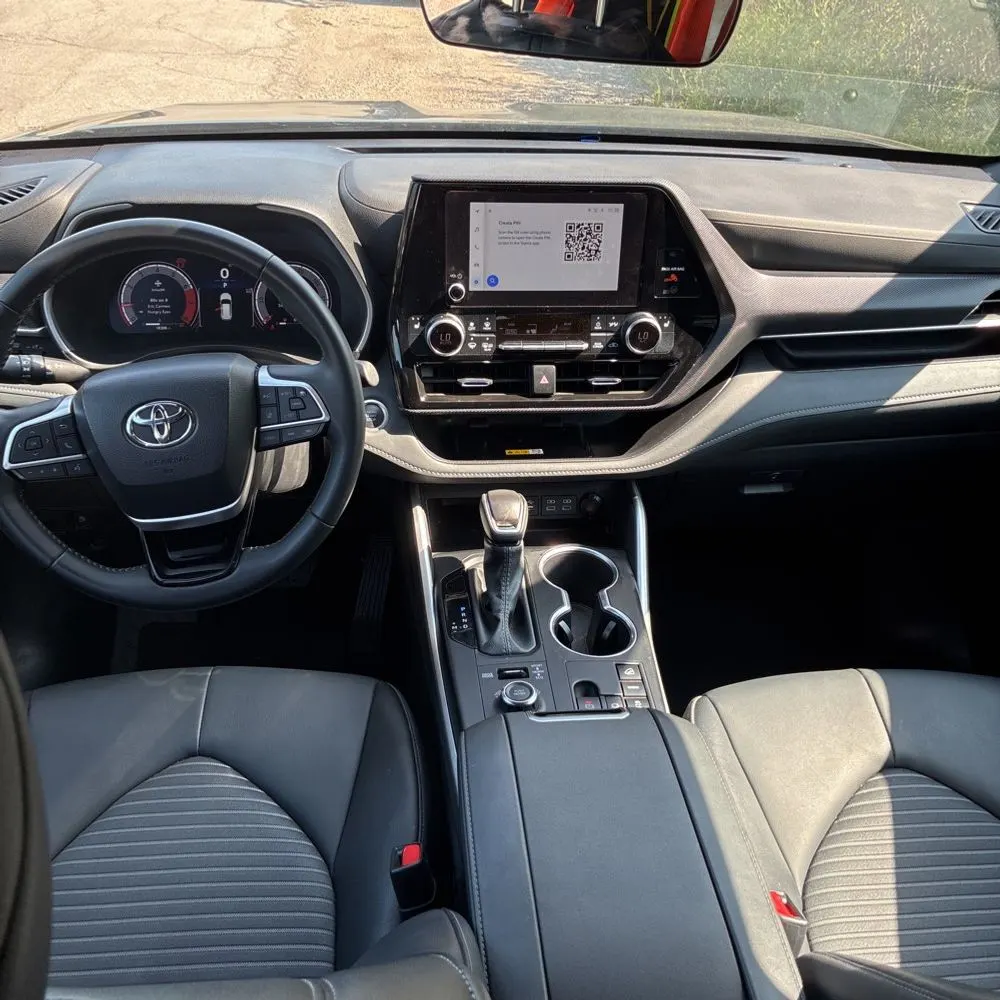 2025 Toyota Highlander XSE