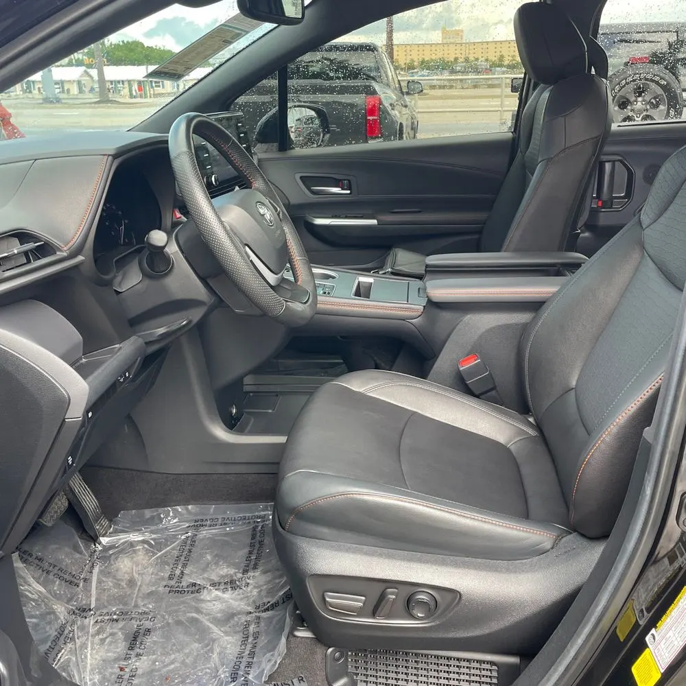 2024 Toyota Sienna XSE 7-Passenger