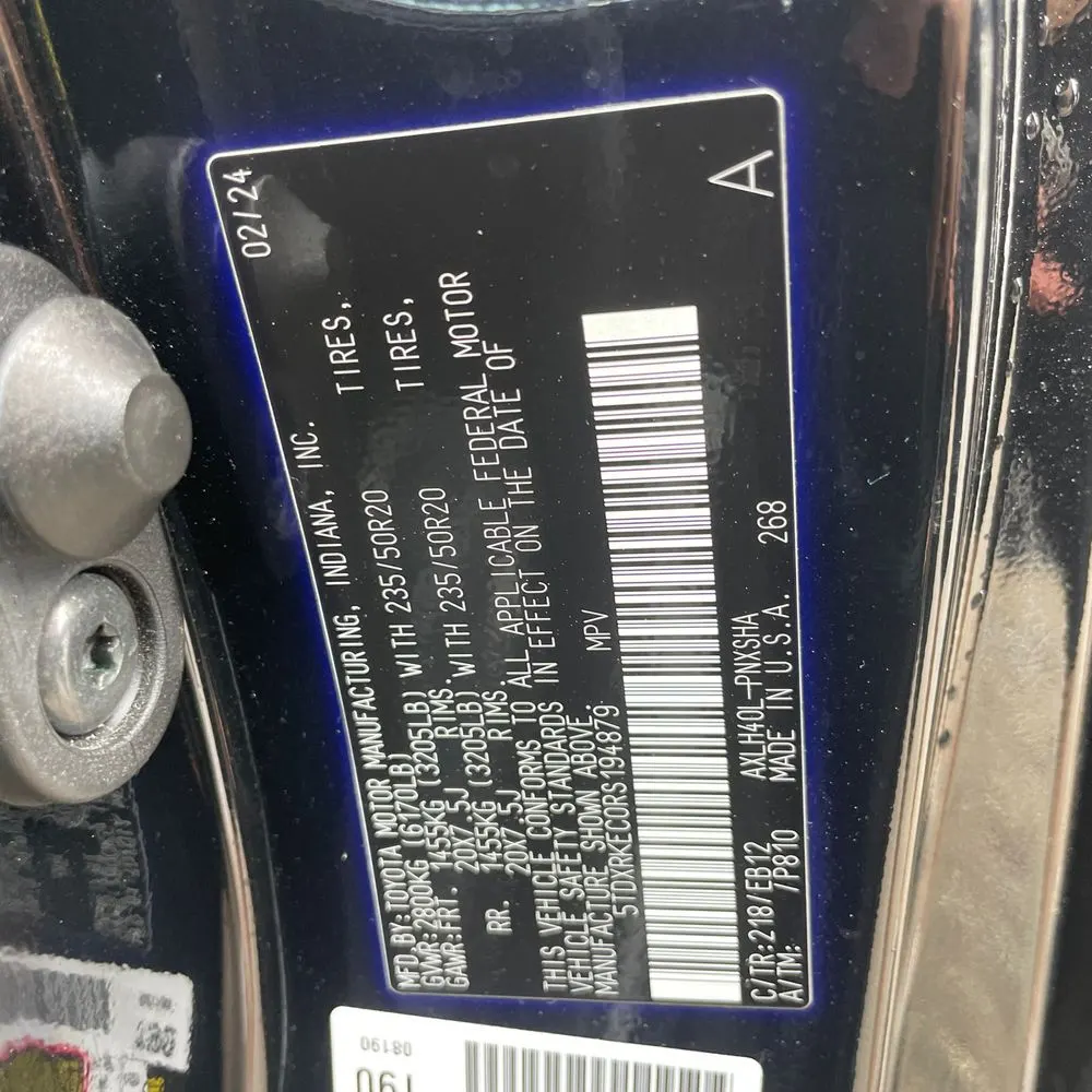 2024 Toyota Sienna XSE 7-Passenger