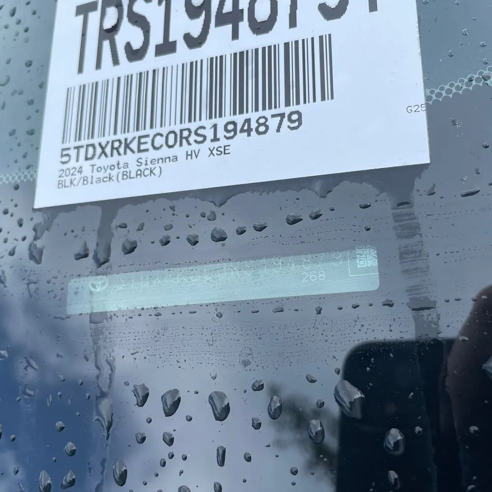 2024 Toyota Sienna XSE 7-Passenger