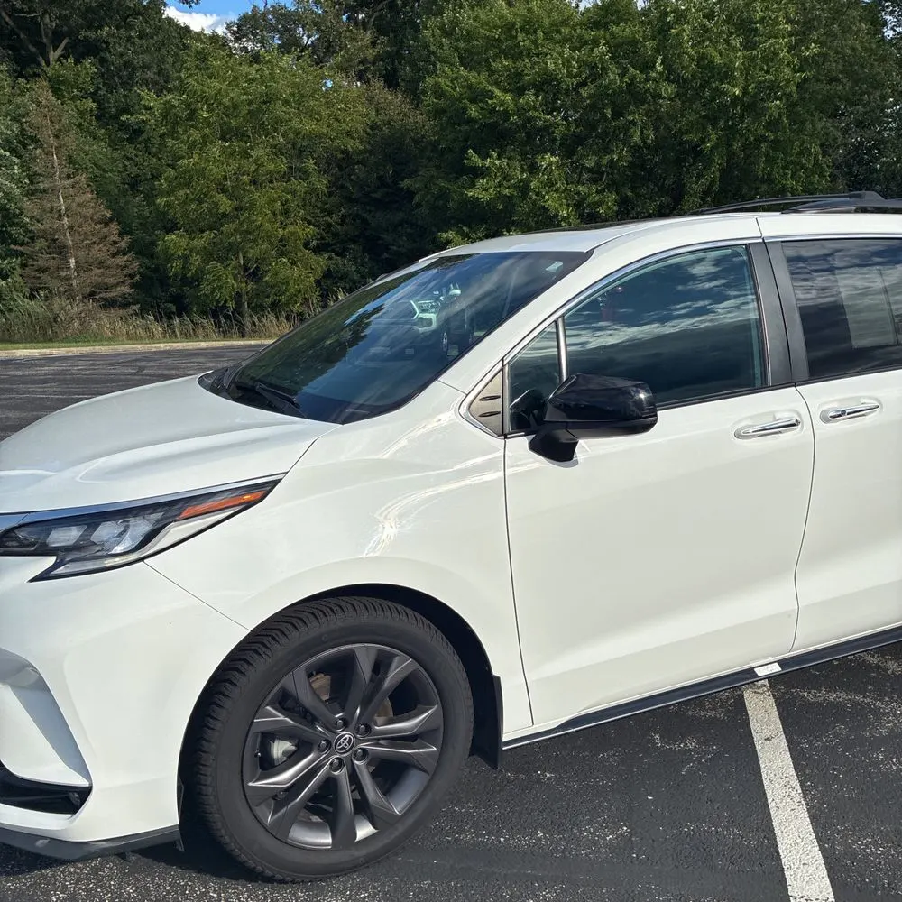 2023 Toyota Sienna XSE 7-Passenger