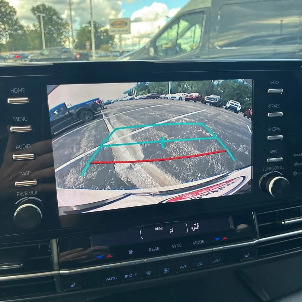 2023 Toyota Sienna XSE 7-Passenger