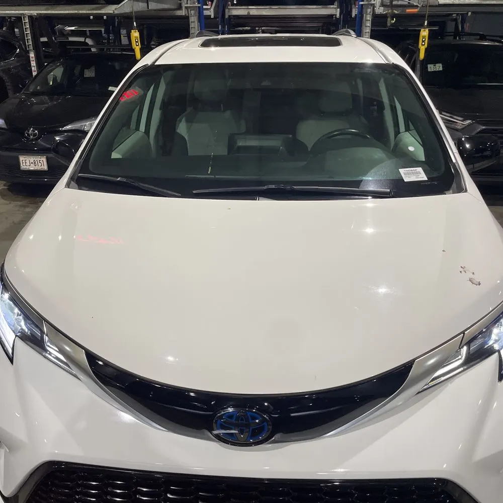 2023 Toyota Sienna XSE 7-Passenger