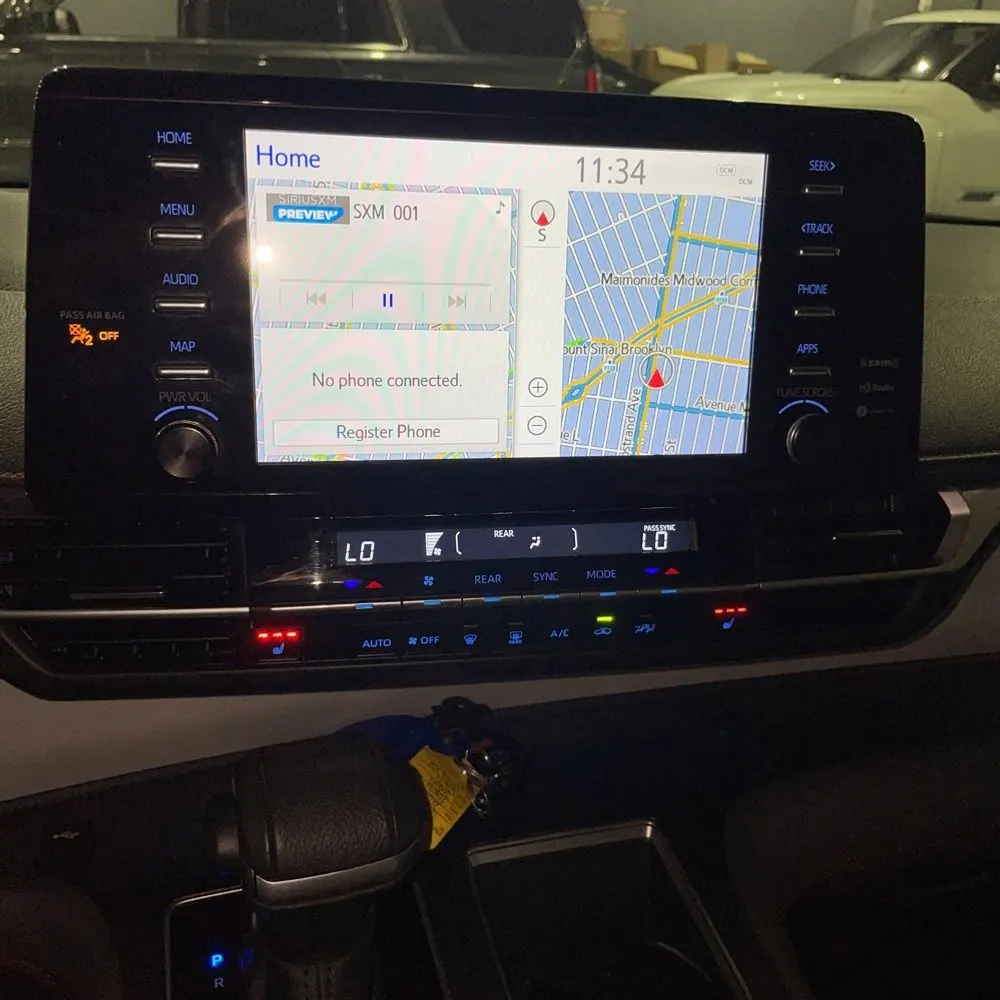 2023 Toyota Sienna XSE 7-Passenger