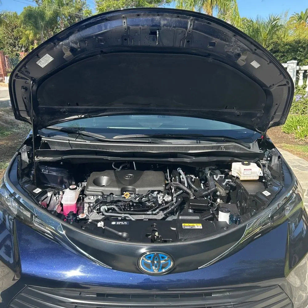 2024 Toyota Sienna XLE 8-Passenger