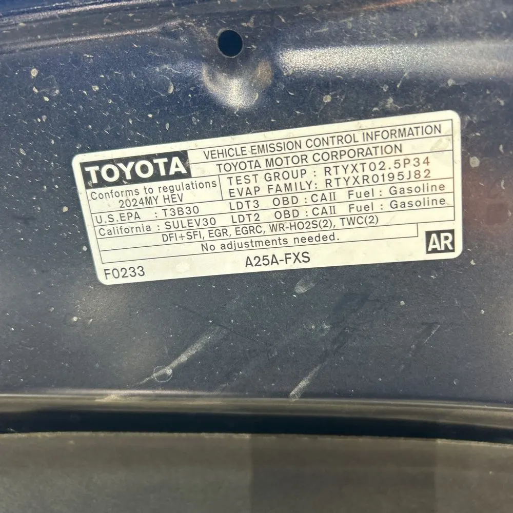 2024 Toyota Sienna XLE 8-Passenger