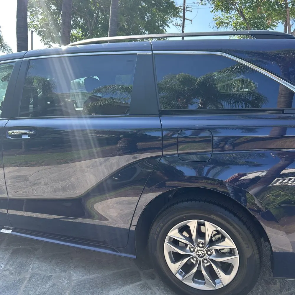 2024 Toyota Sienna XLE 8-Passenger