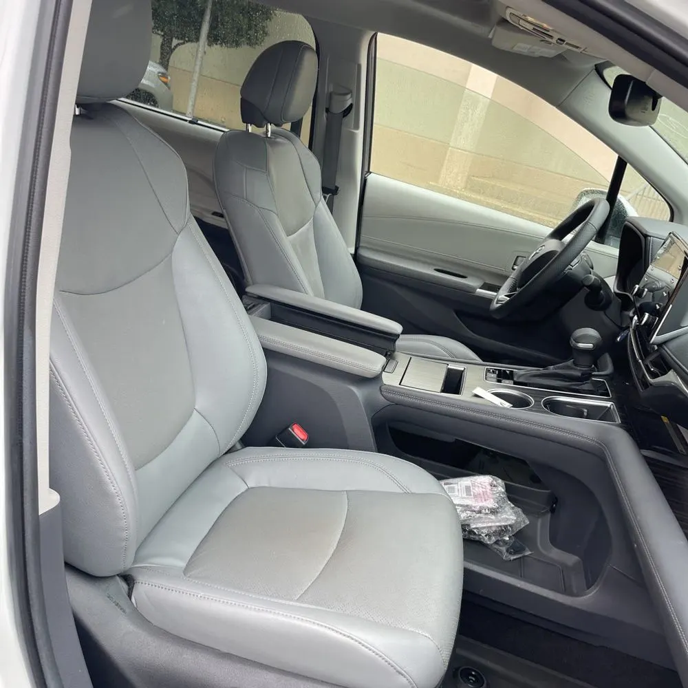 2022 Toyota Sienna Limited 7-Passenger