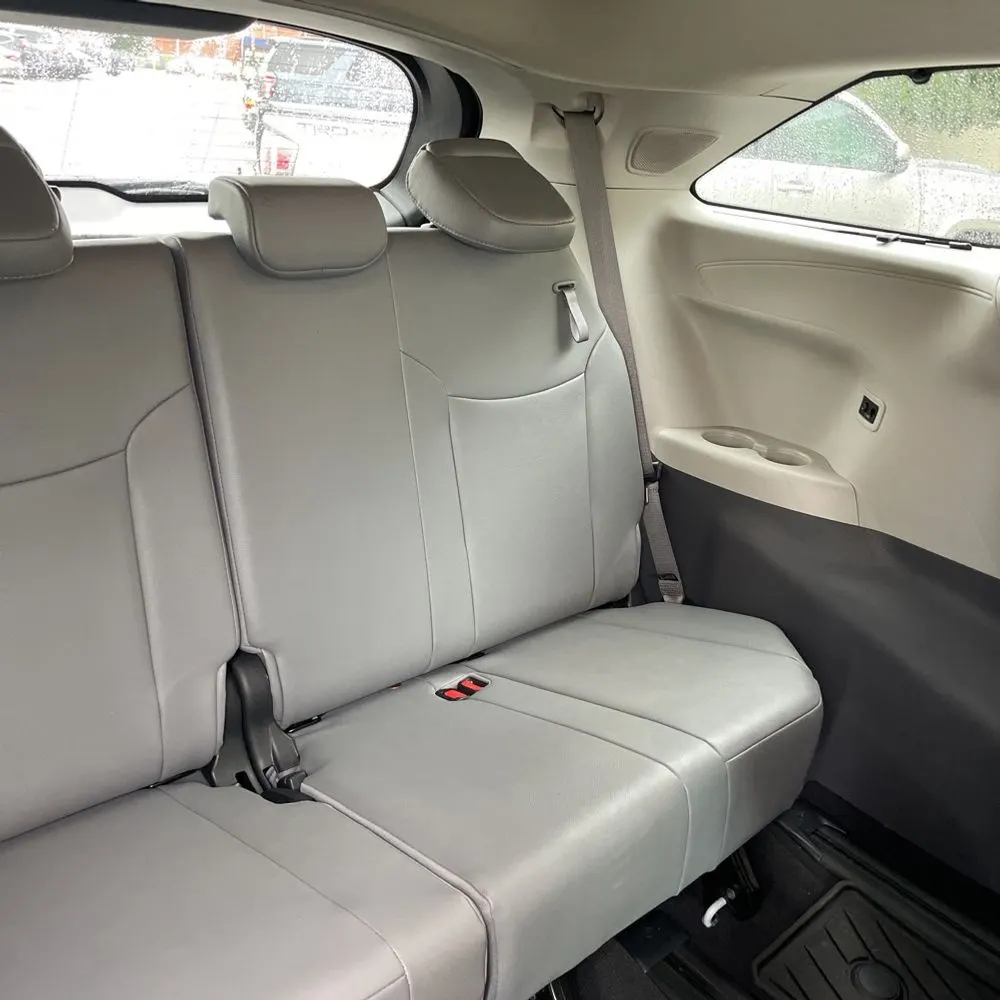2022 Toyota Sienna Limited 7-Passenger