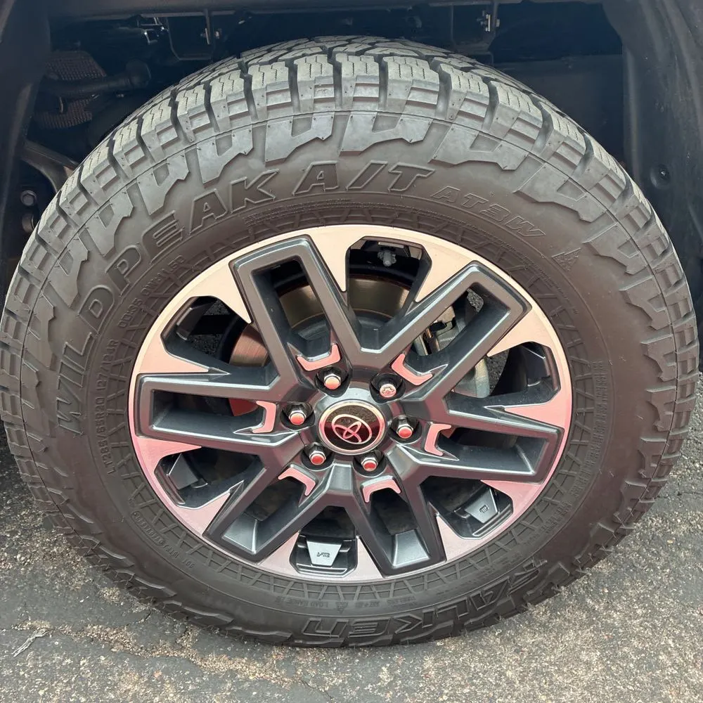 2023 Toyota Tundra Limited HV