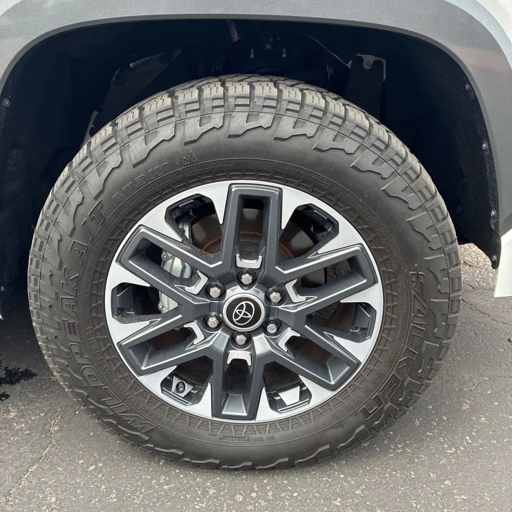 2023 Toyota Tundra Limited HV