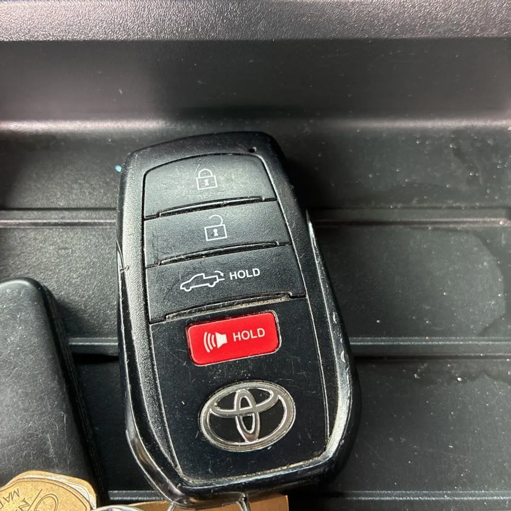 2023 Toyota Tundra Limited HV