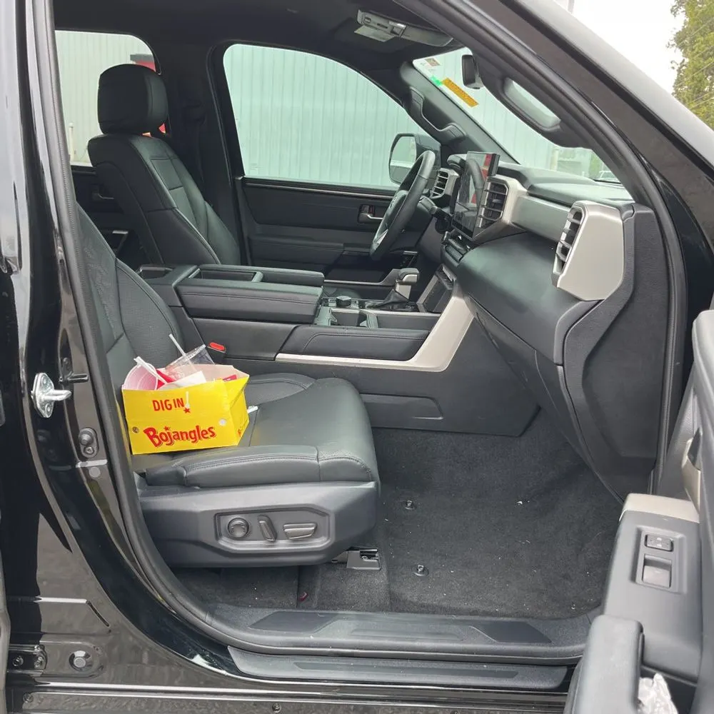 2025 Toyota Tundra Limited HV