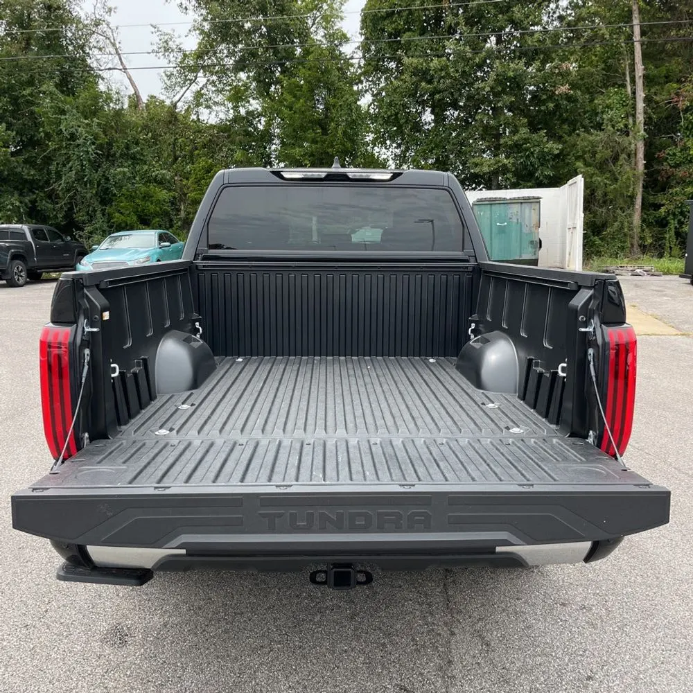 2025 Toyota Tundra Limited HV