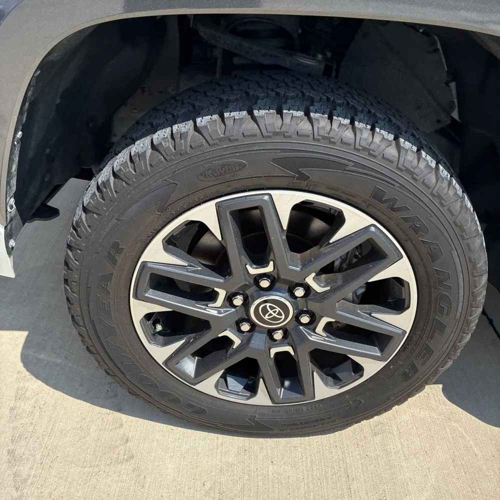 2024 Toyota Tundra Limited HV