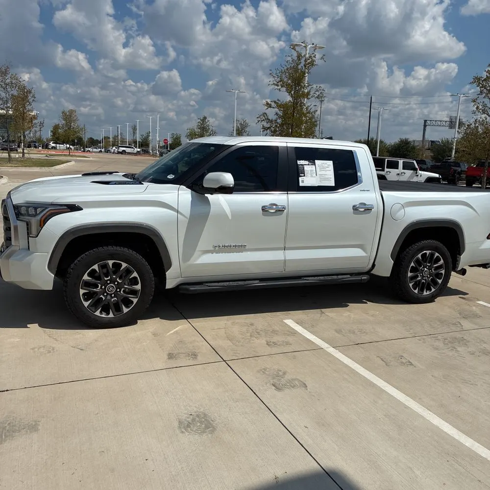 2024 Toyota Tundra Limited HV