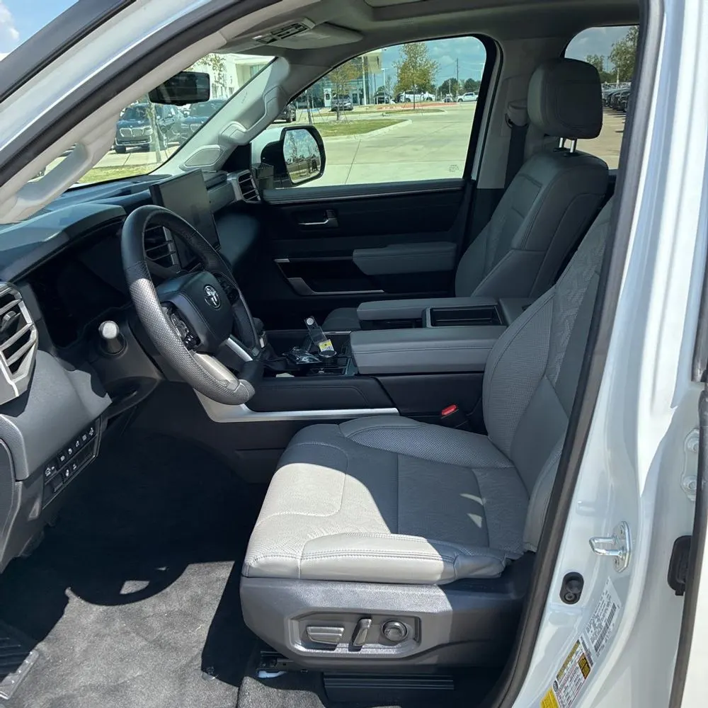 2024 Toyota Tundra Limited HV