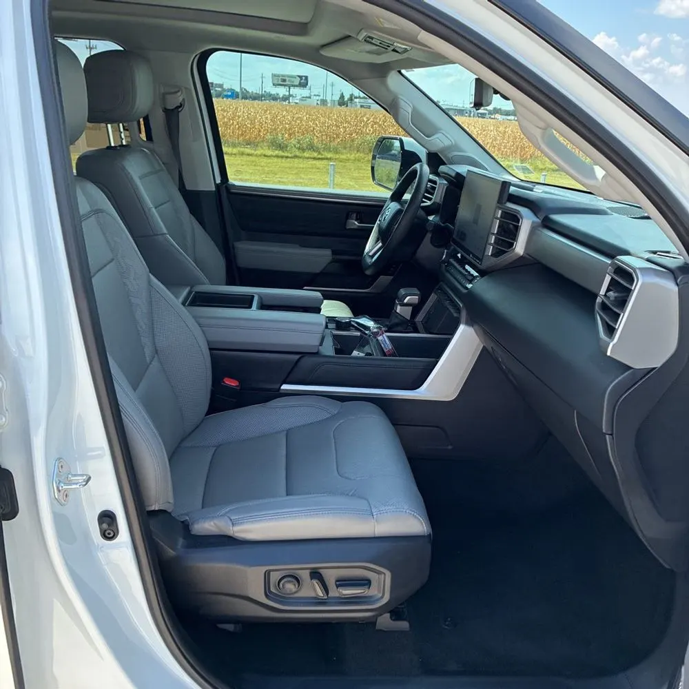 2024 Toyota Tundra Limited HV